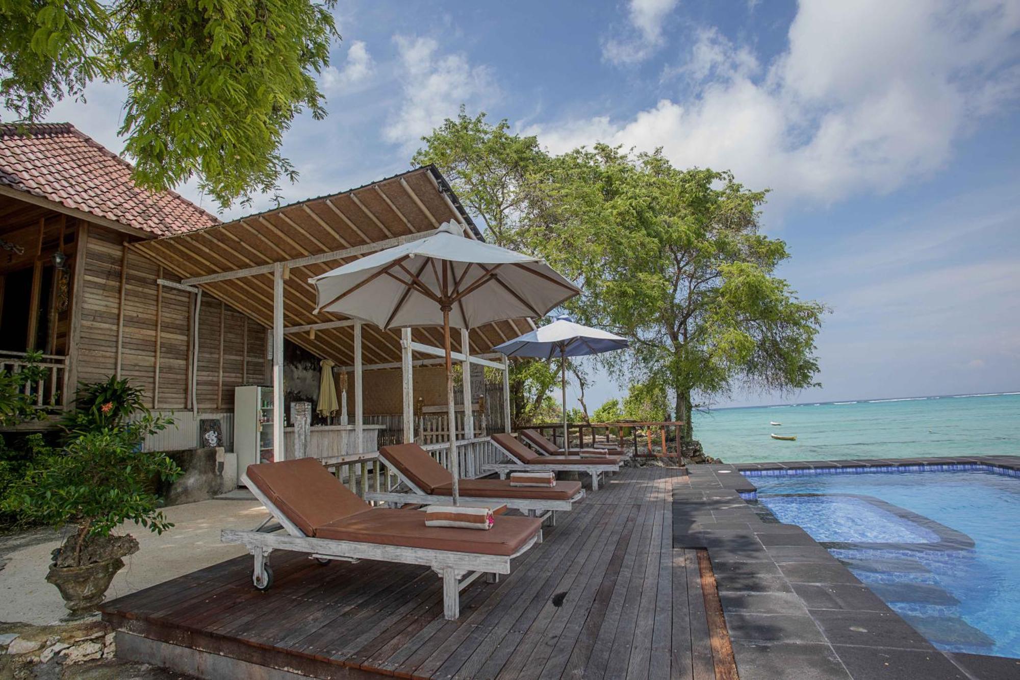 Wooden Beach Sunset Cottages นูซาเลมโบงัน ภายนอก รูปภาพ