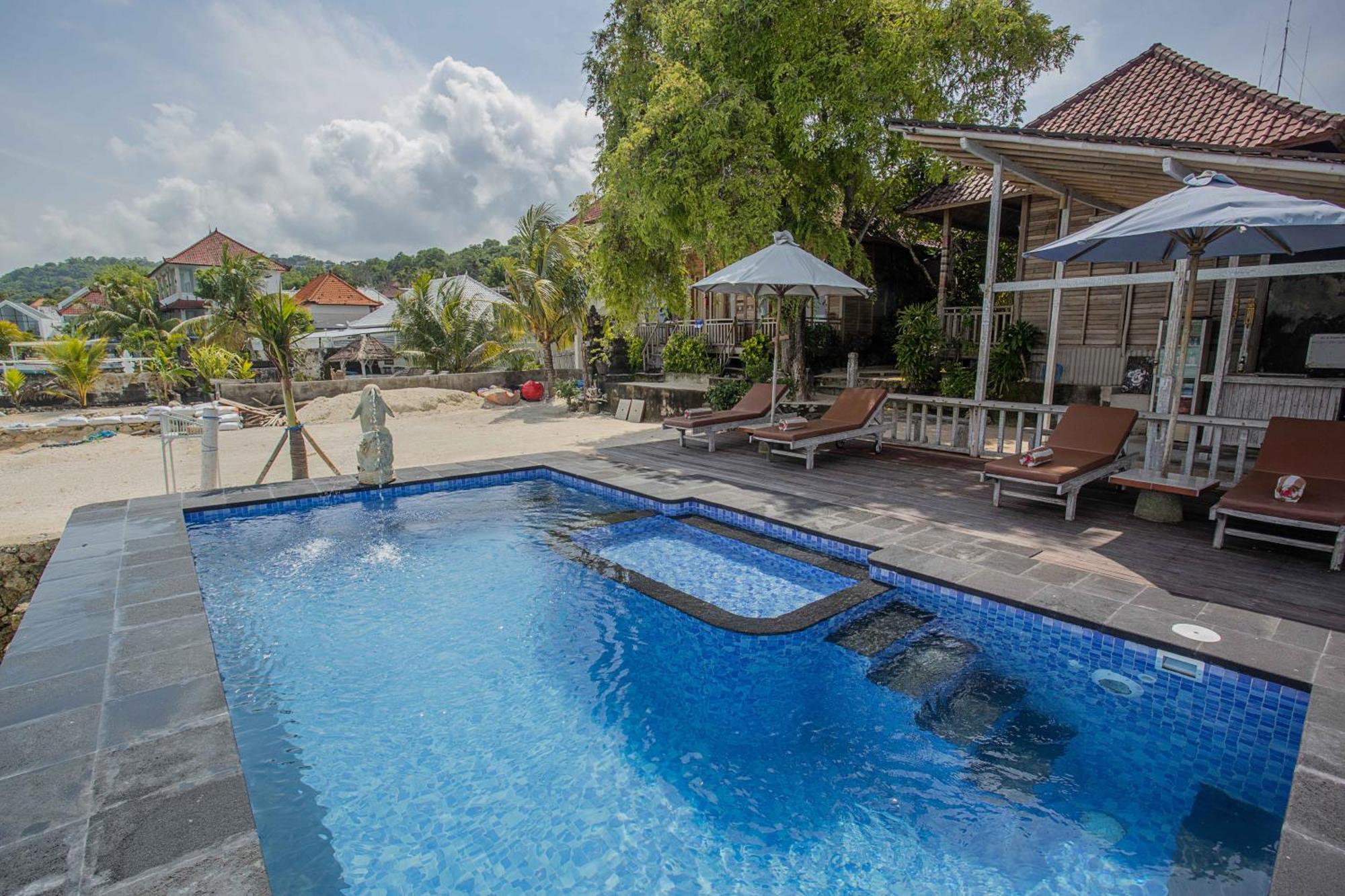 Wooden Beach Sunset Cottages นูซาเลมโบงัน ภายนอก รูปภาพ