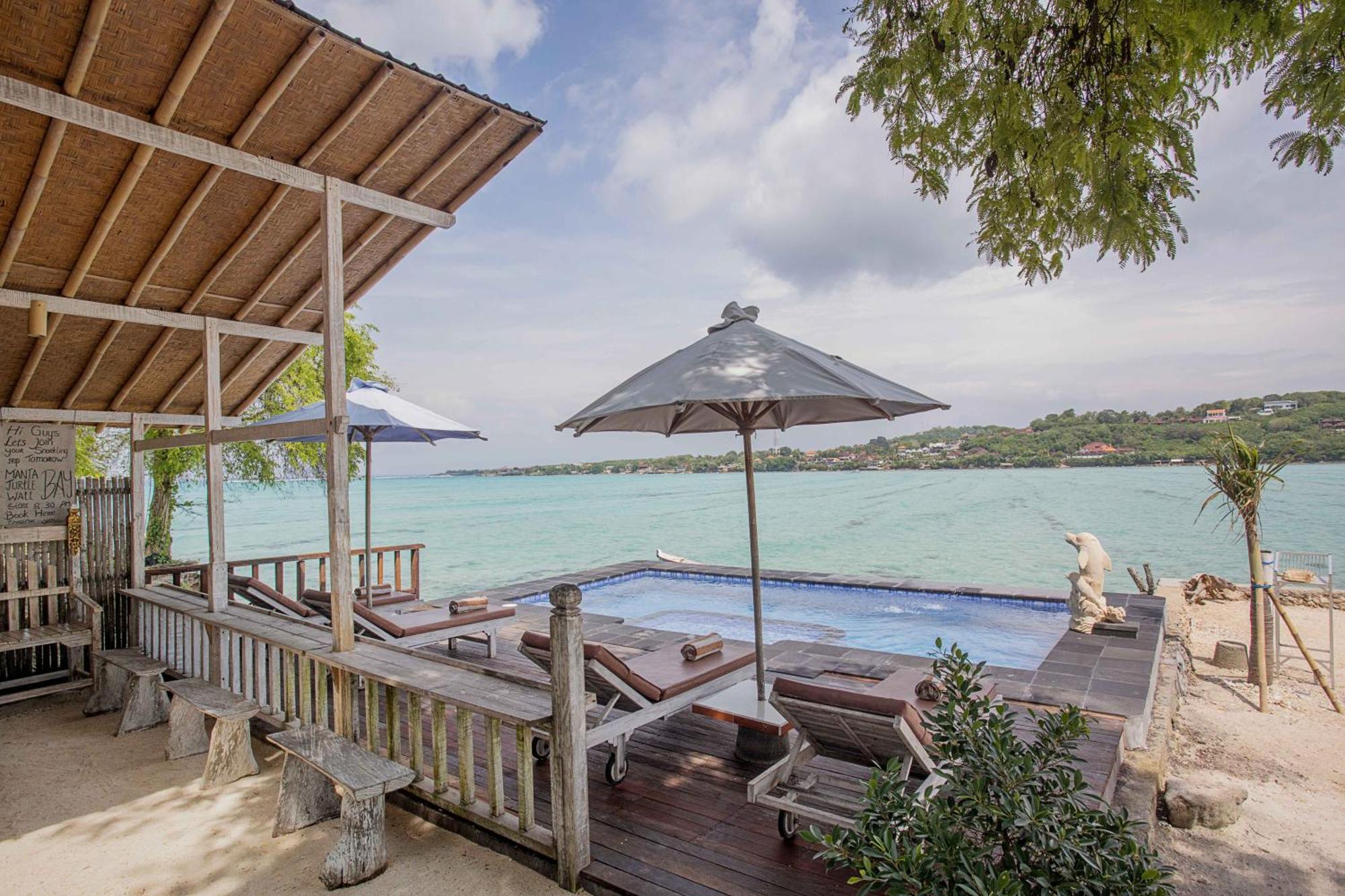 Wooden Beach Sunset Cottages นูซาเลมโบงัน ภายนอก รูปภาพ