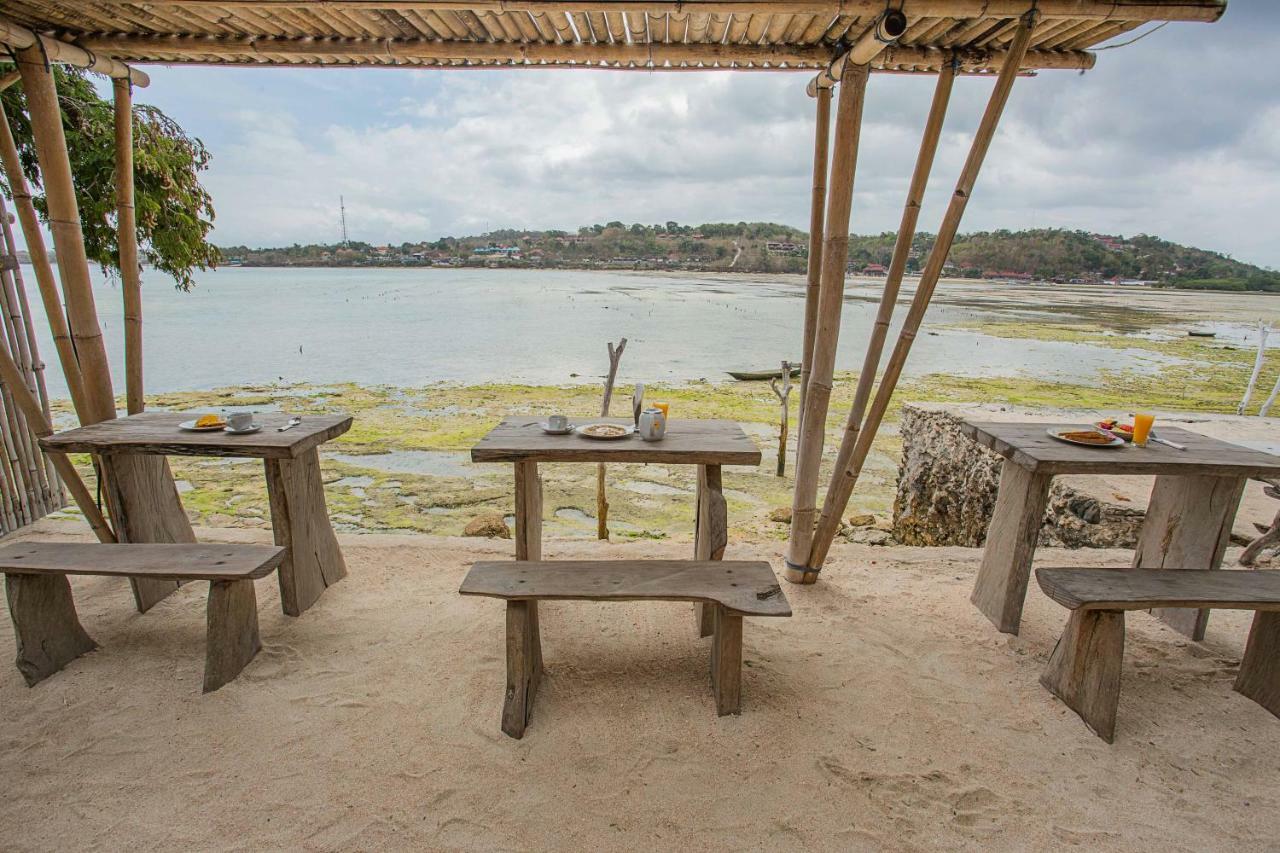 Wooden Beach Sunset Cottages นูซาเลมโบงัน ภายนอก รูปภาพ