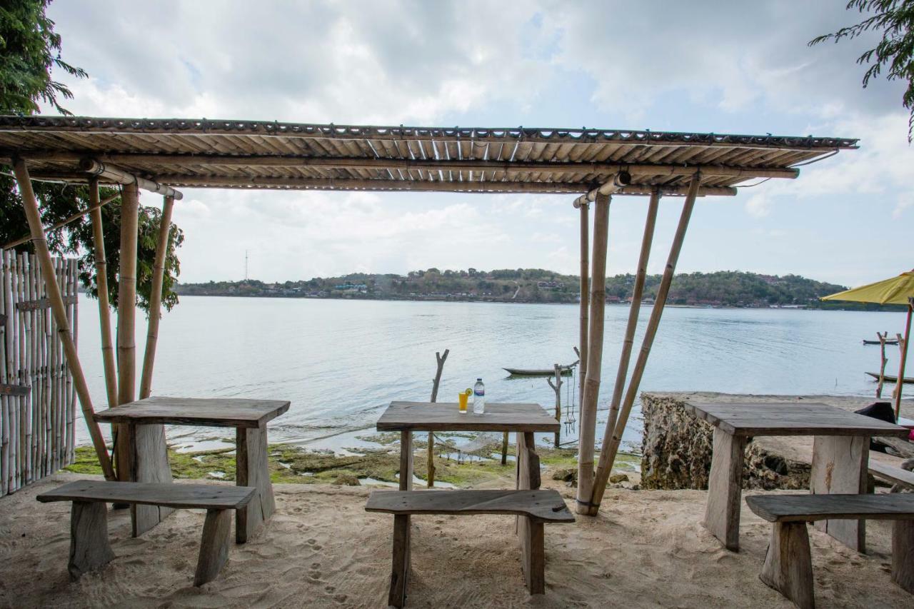 Wooden Beach Sunset Cottages นูซาเลมโบงัน ภายนอก รูปภาพ
